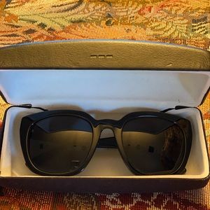 DKNY DY 4144 Sunglasses w/box